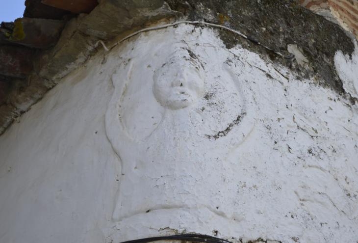 El monaguillo muerto